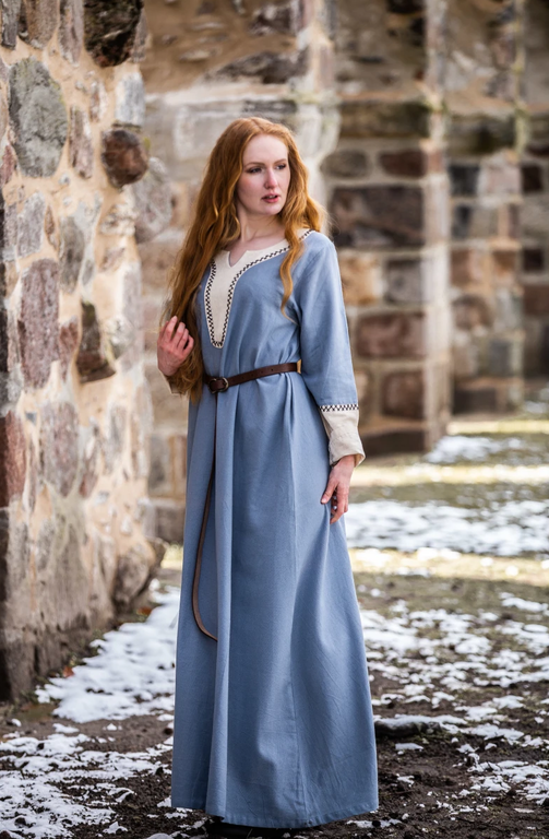 AINO - Vikinga kjole, duenblå bomuld